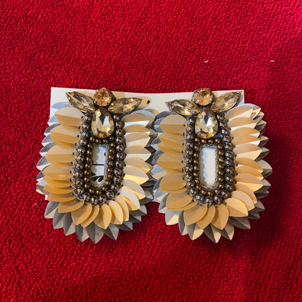 Reb*L Creative earrings new never worn